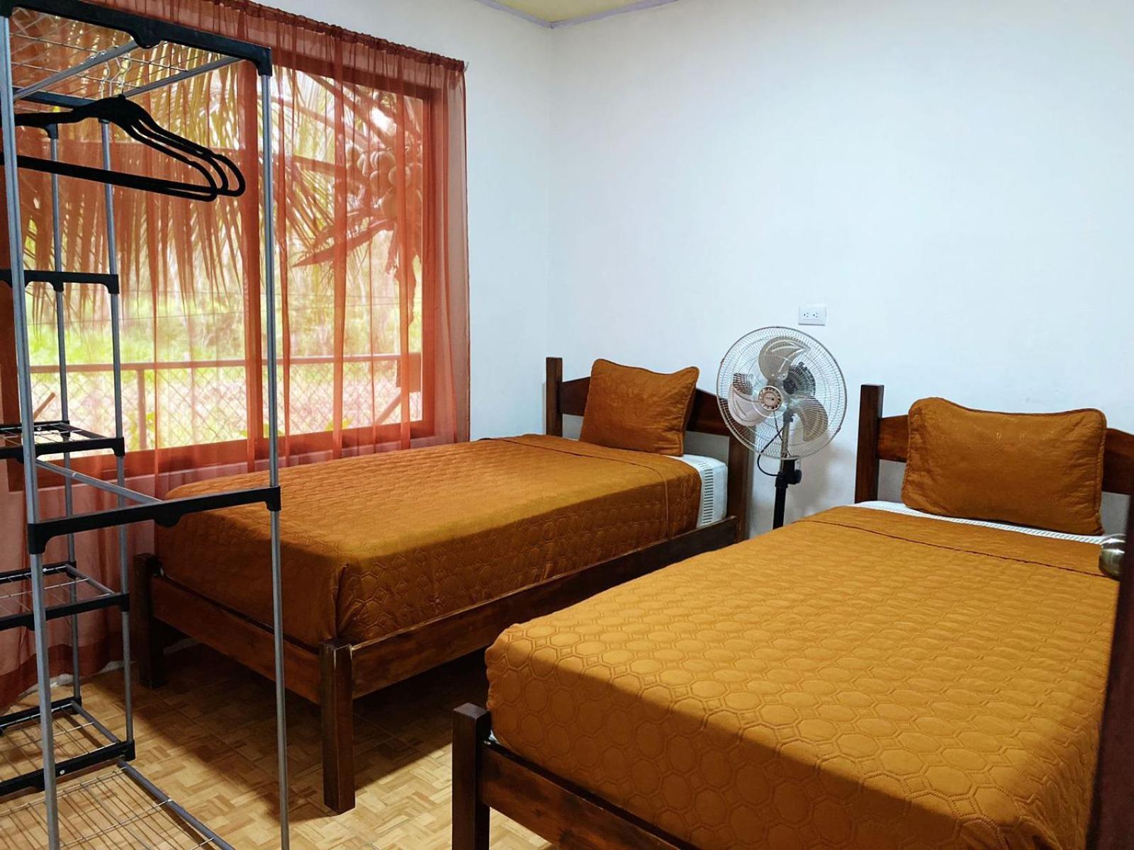 Residencia Las Brisas Griegas Quepos Exterior photo