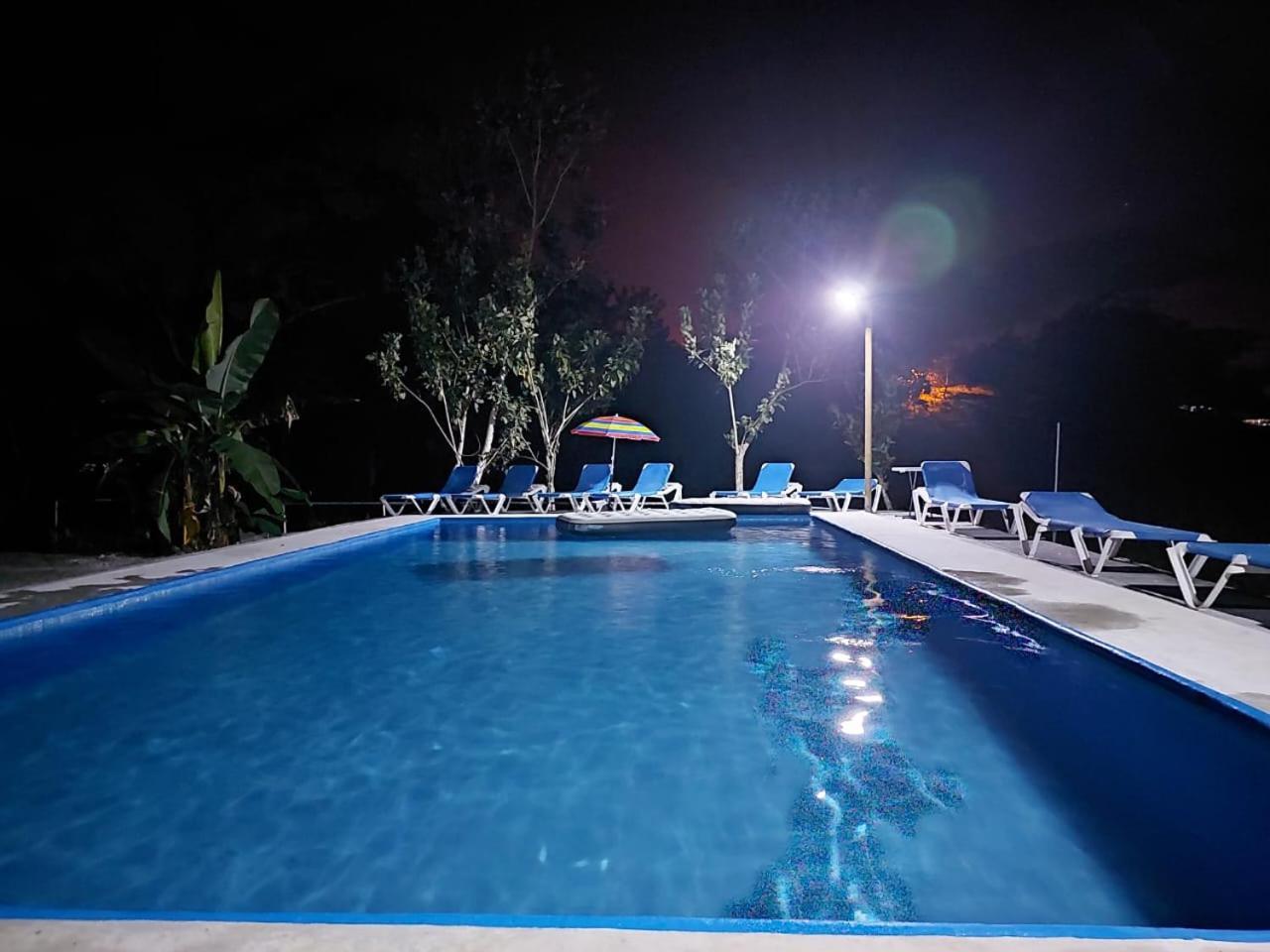 Residencia Las Brisas Griegas Quepos Exterior photo